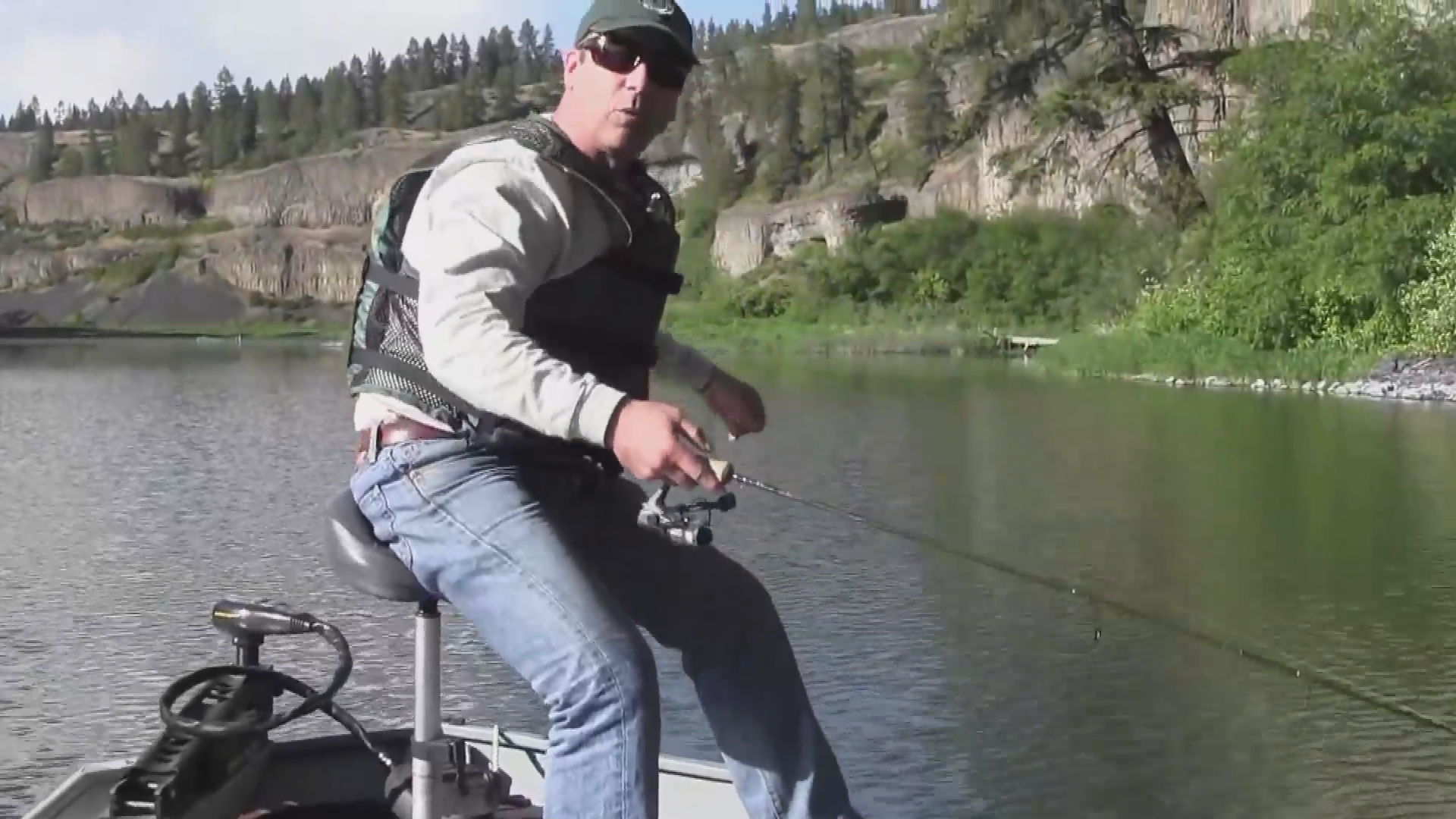 Thumbnail image for Spring Tactics for Crappie Fishing